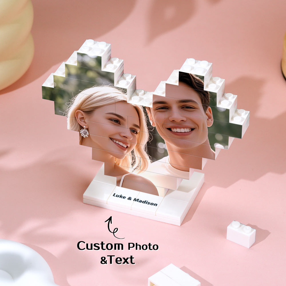 Kişiye Özel Kalp Şeklinde Fotoğraflı Lego Blok – Standlı Hatıra Tasarımı