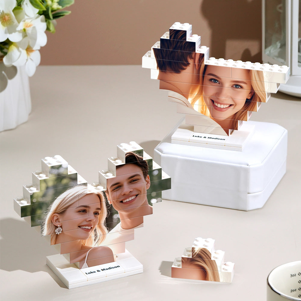 Kişiye Özel Kalp Şeklinde Fotoğraflı Lego Blok – Standlı Hatıra Tasarımı